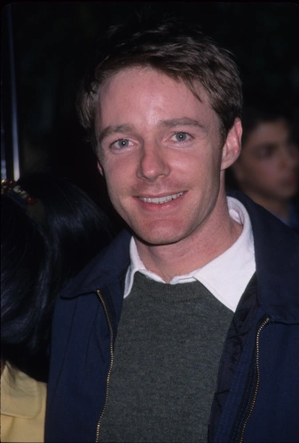 Маккензи Эстин