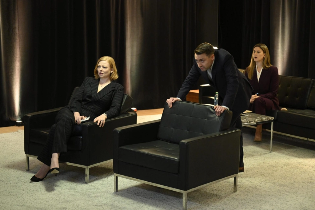 Кинокостюм для «Наследников»: разбираем образы главных героев сериала