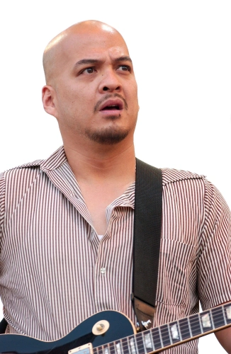 Джои Сантьяго