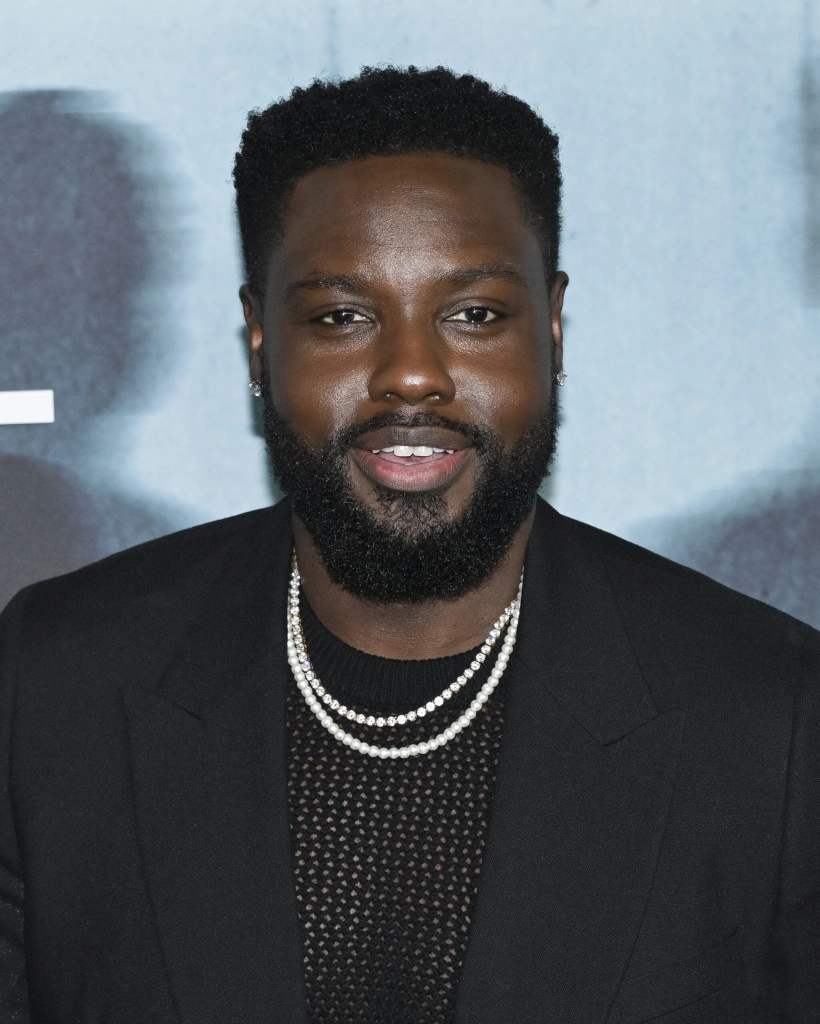 Дайо Окенийи