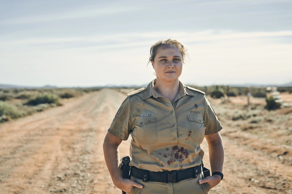 Крах памяти: Какие загадки таит в себе сериал «Турист» с Джейми Дорнаном и Даниэль Макдональд