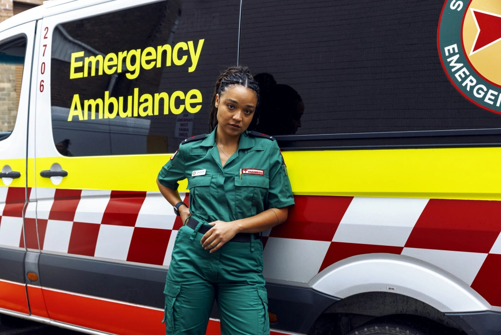 «Мы писали шесть сценариев одновременно»: Алексей Мизин о создании «Я слежу за тобой»