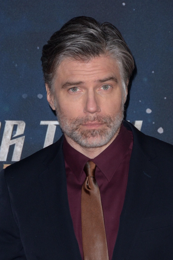 Энсон Маунт