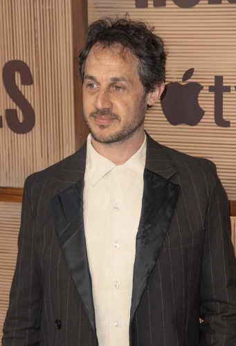 Дастин Демри-Бёрнс