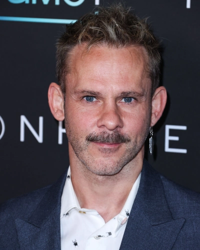 Доминик Монахэн