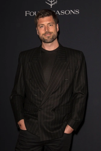 Джонатан Энджел