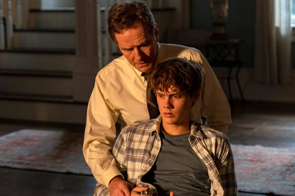 «Ваша честь»: Брайан Крэнстон снова нарушает закон