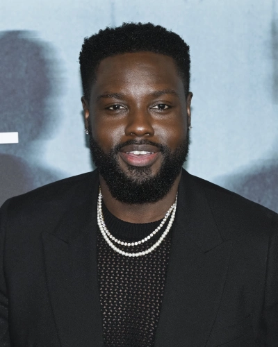 Дайо Окенийи