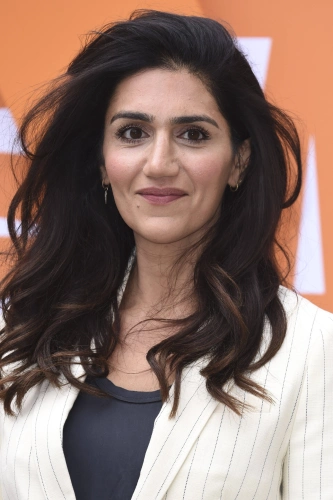 Лейла Фарзад