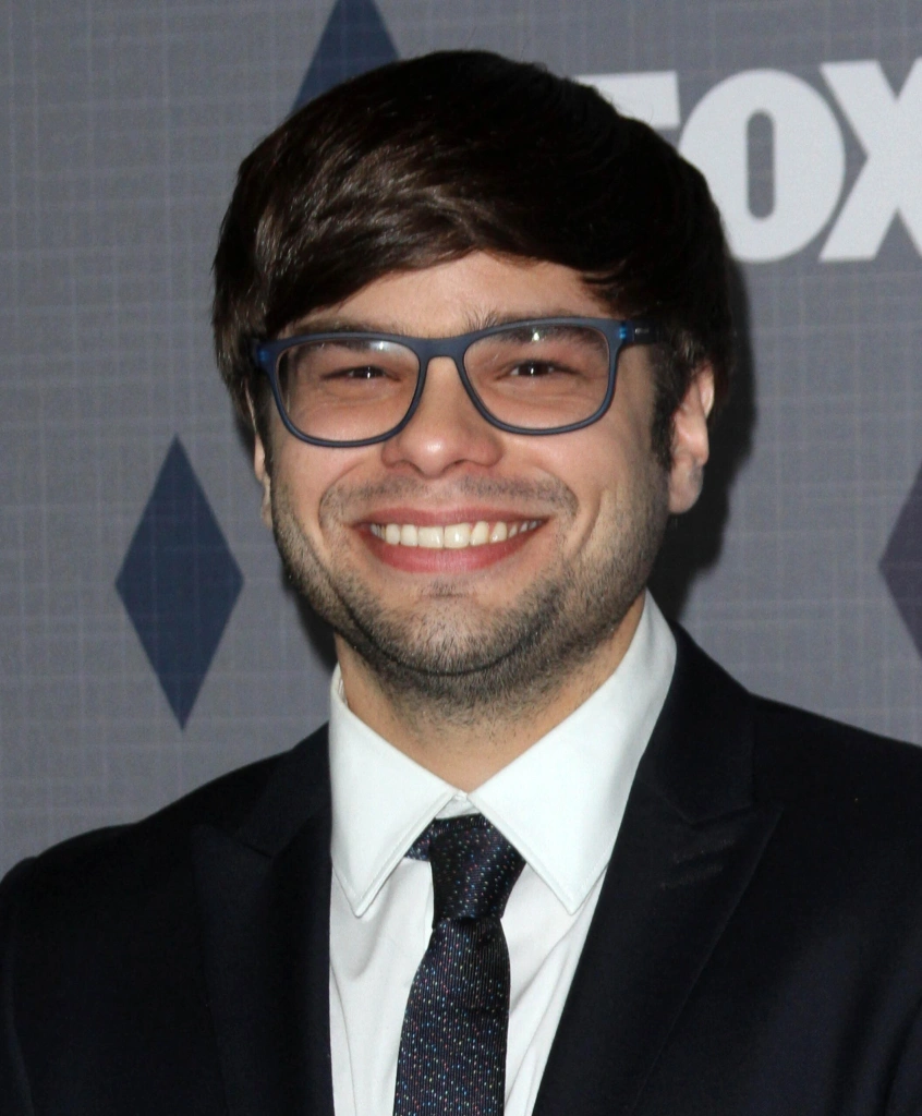 Чарли Сэкстон