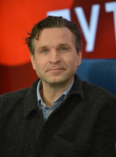 Виктор Добронравов