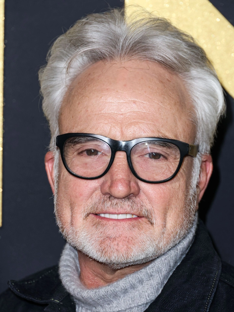 Брэдли Уитфорд