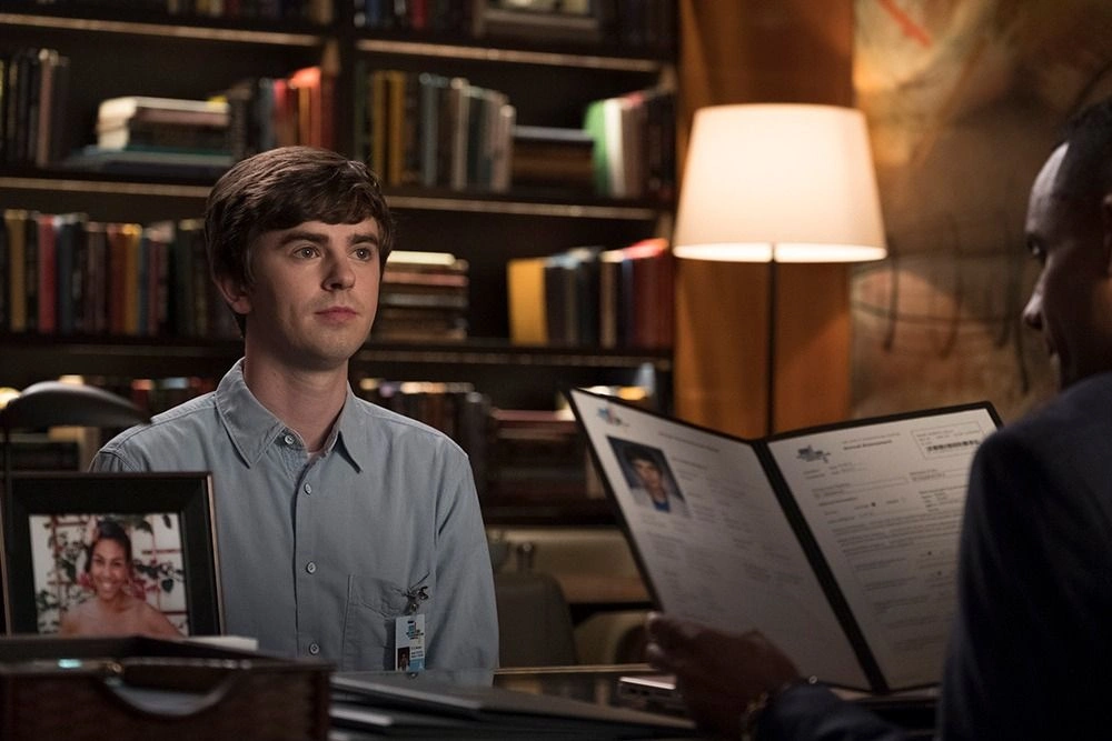 10 сериалов, которые помогут лучше понять подростков