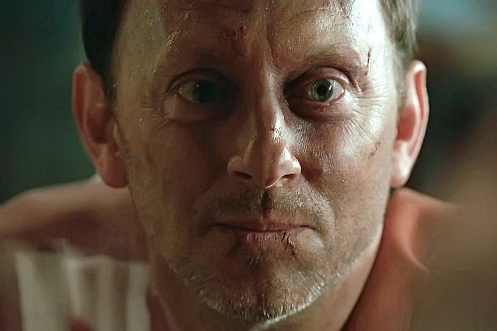 7 антагонистов из сериалов, которым не нужно носить маски, чтобы пугать до смерти