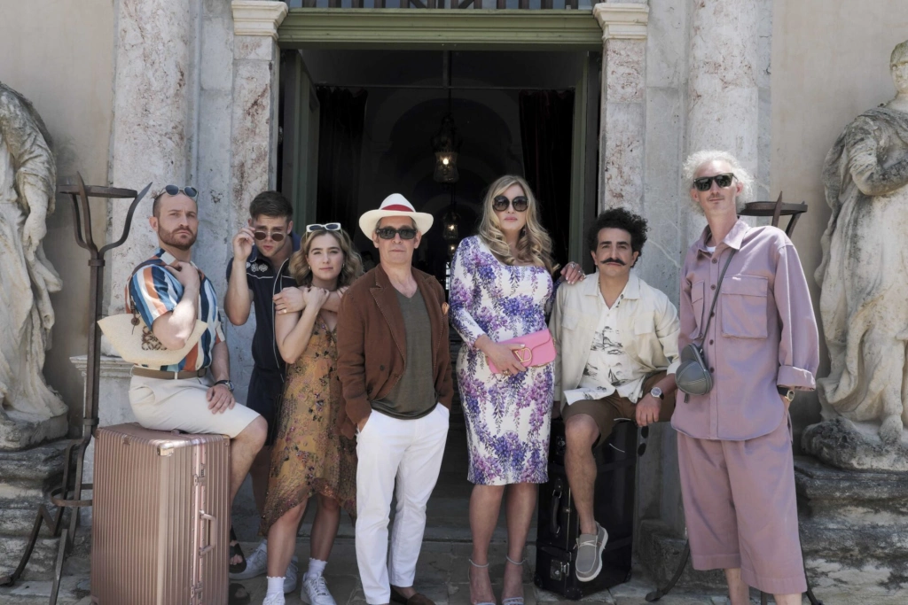 Солнце, море, пляж: 10 сериалов для создания летнего настроения