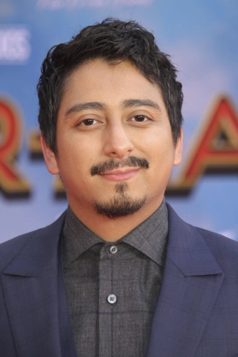 Тони Револори