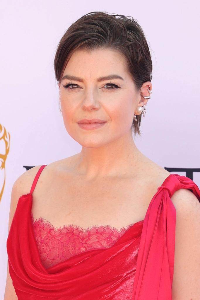 Эйми-Ффион Эдвардс