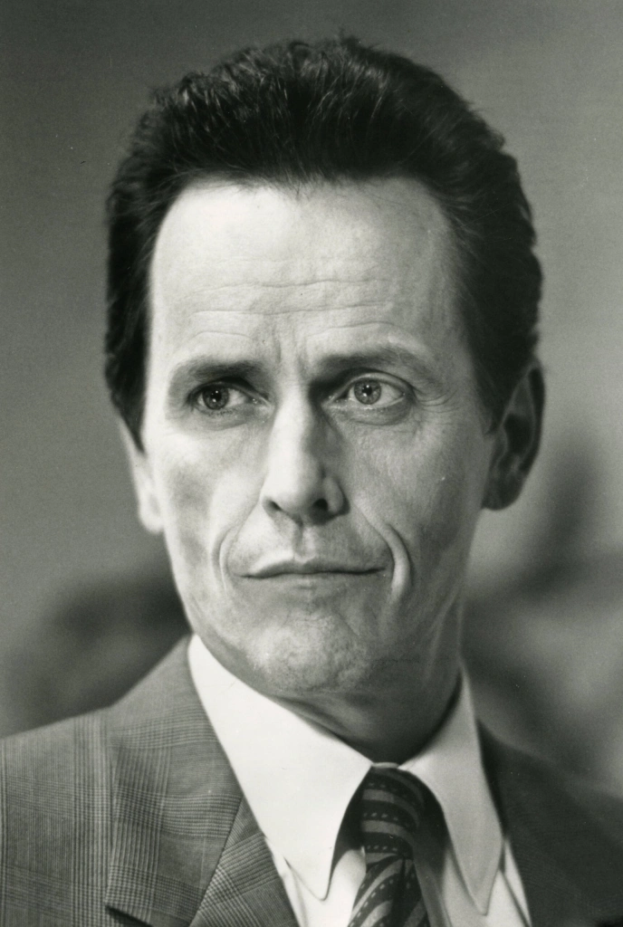 Стивен Макхэтти