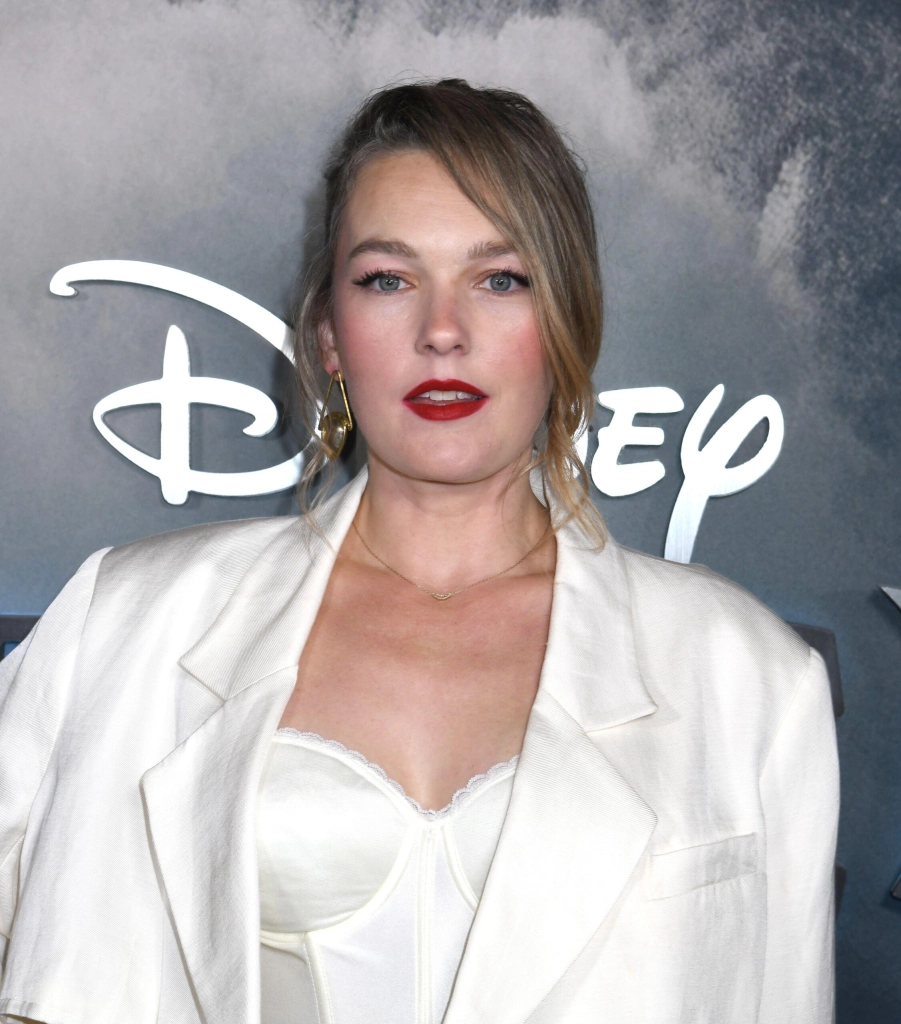 Вирджиния Кулл