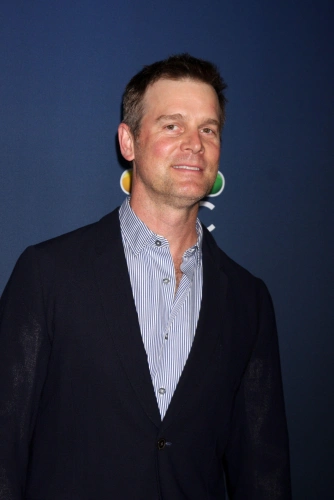 Питер Краузе