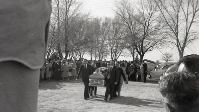 Страшно интересно: почему все так увлечены тру-краймом