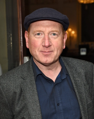 Эдриан Скарборо