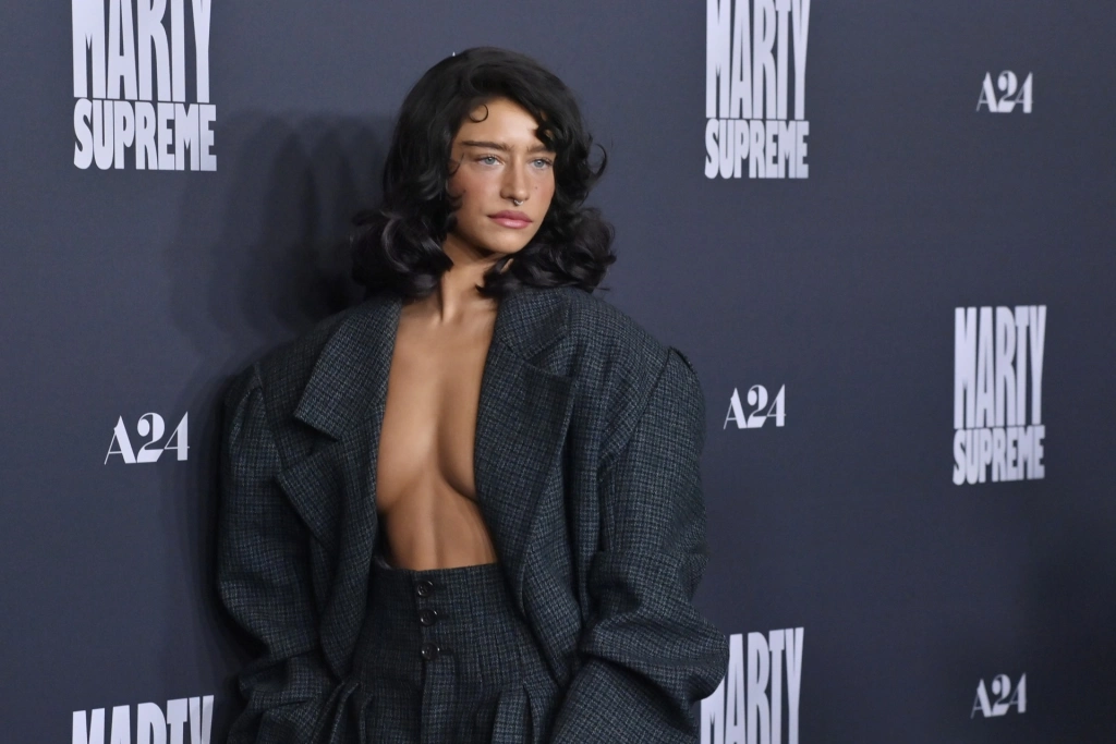 Одесса Эзайон хочет, чтобы вы знали: люди из Лос-Анджелеса не такие уж плохие