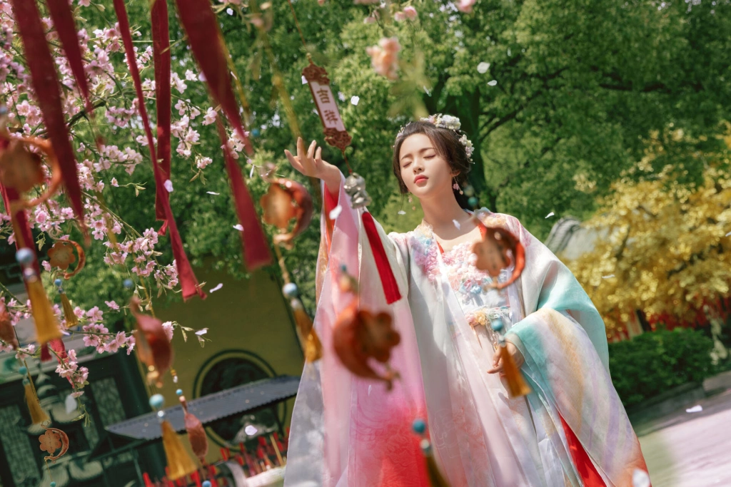 Китай на экране: дорамы, которые захватят ваше внимание с первых кадров