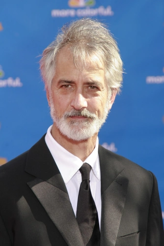 Дэвид Стрэтэйрн