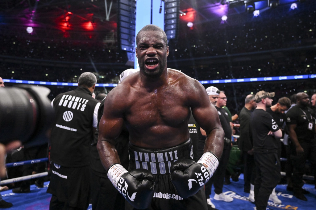 Мозес Итаума уничтожил Джермейна Франклина. Кто станет его следующим соперником?