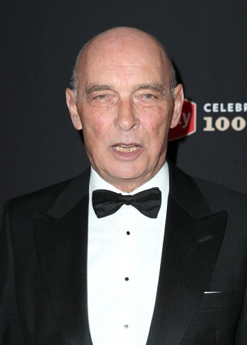 Джеймс Фолкнер