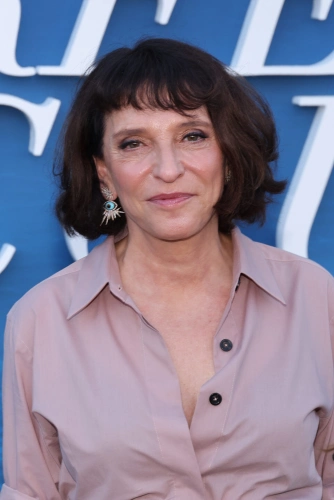 Сюзанна Бир