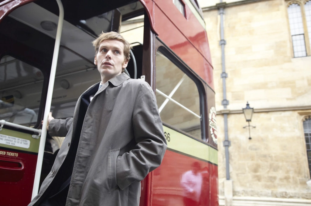 Наш краш: 18 сериалов с красивыми героями-мужчинами