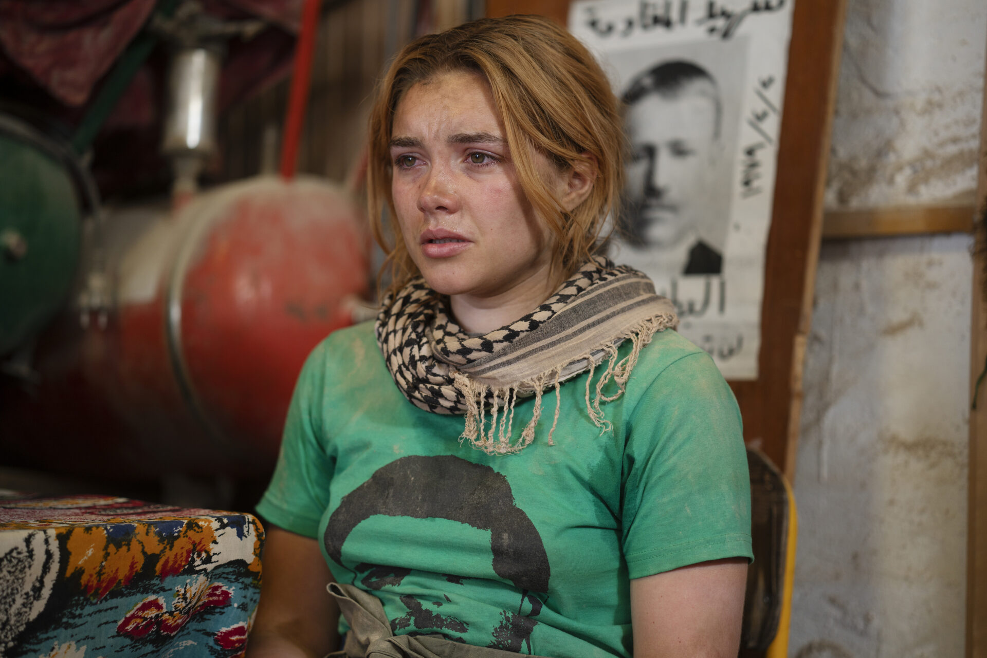 Терроризм и скрытая эротика: чем еще поражает сериал «Маленькая барабанщица»
